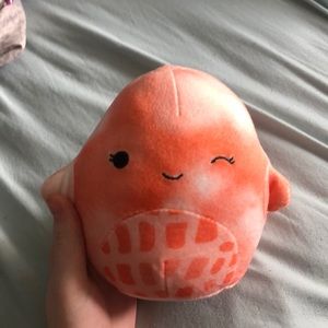 Livvy starfish squishmallow